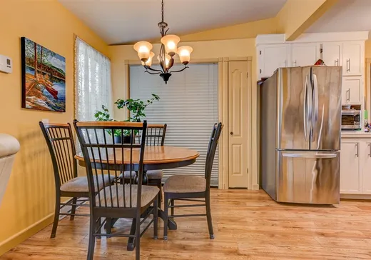 Maison à vendre - 18 123e Avenue, St-Hippolyte, J8A 2G7