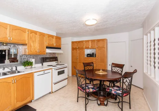 Maison à vendre - 461 3e Avenue, Amos, J0Y 1Z0