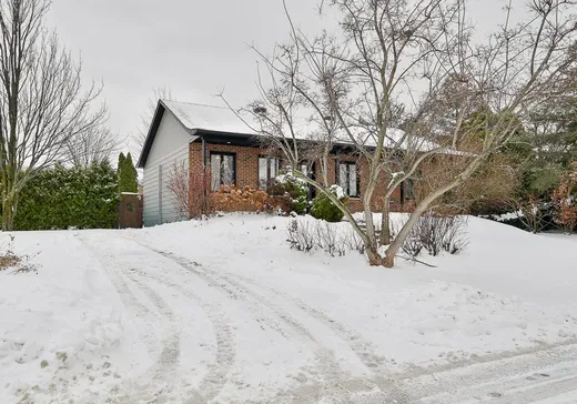 House for sale - 234 Rue de Montplaisant, Mont-Saint-Hilaire, J3H 4R6