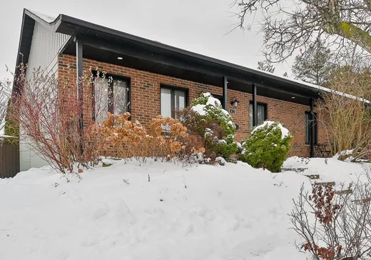 House for sale - 234 Rue de Montplaisant, Mont-Saint-Hilaire, J3H 4R6
