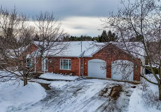 Maison à vendre - 1177 Rue Maisonneuve, Waterville, J0B 3H0