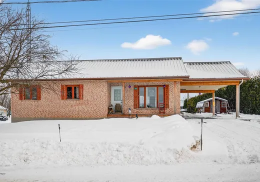 Bungalow for sale - 828 Rue Timmons, Wickham, J0C1S0