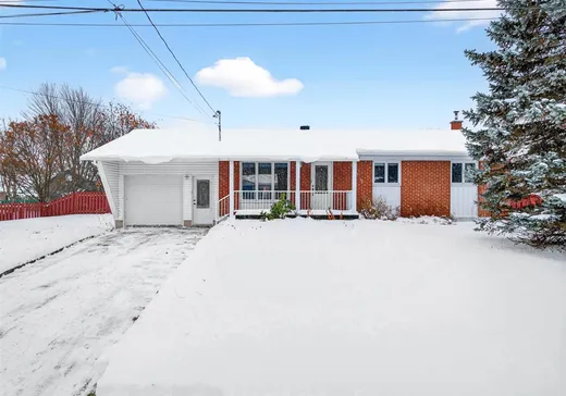 Maison à vendre - 3 Rue Picard, Kingsey Falls, J0A 1B0