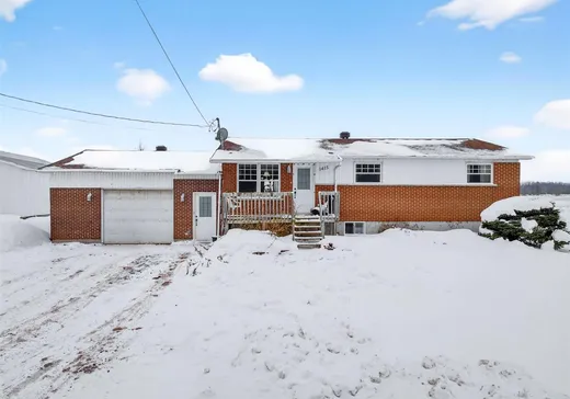 Bungalow for sale - 1415 Boul. Lemire, Drummondville, J2B8A9
