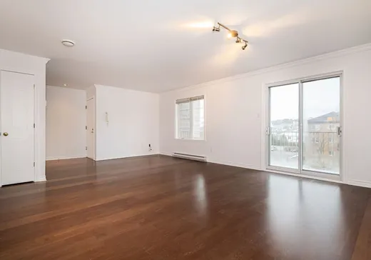 Condo à vendre - 16689 Boul. de Pierrefonds 401, Montréal (Pierrefonds-Roxborro), H9H 5L8