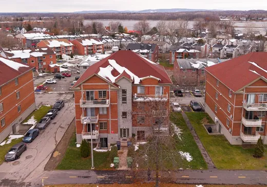 Condo à vendre - 16679 Boul. de Pierrefonds 102, Montréal (Pierrefonds-Roxborro), H9H5L8