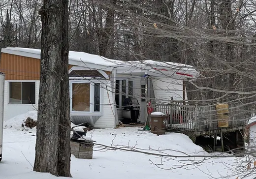 Maison à vendre - 140 Rue du Barrage, Saint-Calixte, J0K 1Z0