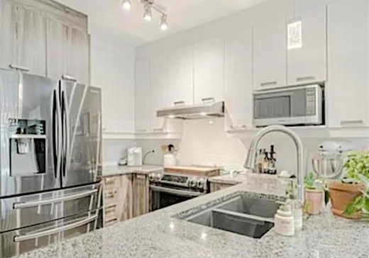 Condo à vendre - 39A Av. Legrand, Laval (Laval-des-Rapides), H7N 3S7