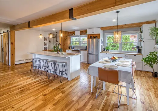 House for sale - 11 Boul. Royer, Warwick, J0A 1M0