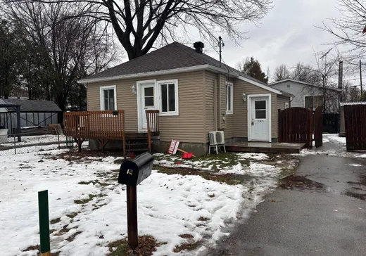 Maison à étages à vendre - 182 62e Avenue, Pointe-Calumet, J0N1G3