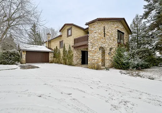 Maison à vendre - 470 Ch. des Patriotes N., Mont-Saint-Hilaire, J3H 3H8