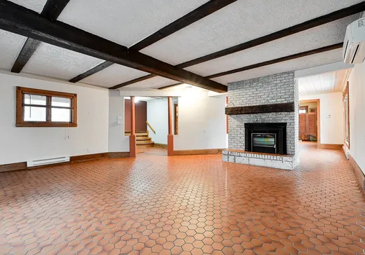 Maison à vendre - 470 Ch. des Patriotes N., Mont-Saint-Hilaire, J3H 3H8