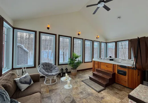 Maison à vendre - 48 Rue de München, Lachute, J8G 0A5