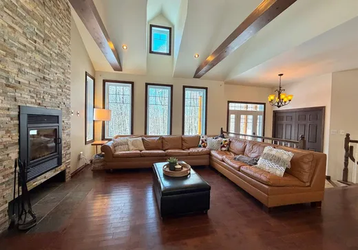 Maison à vendre - 48 Rue de München, Lachute, J8G 0A5