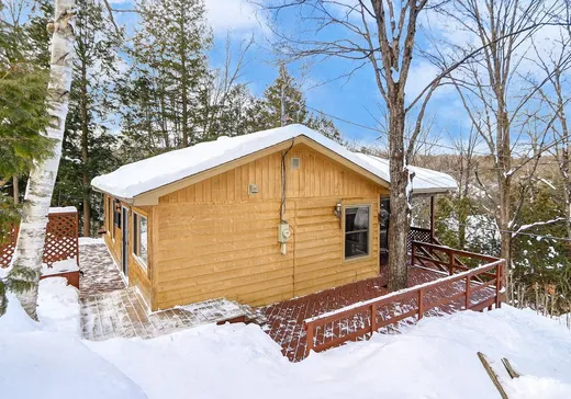 Maison à vendre - 128 Rue des Plaines, St-Hippolyte, J8A 1R8