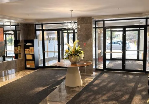 Condo for sale - 3330 Boul. Le Carrefour, App. 203, Laval (Chomedey), H7T 0B8