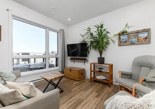 Condo à vendre - 3640 Rue Roland-Marquette, App. 408, St-Hubert, J3Y 0T2