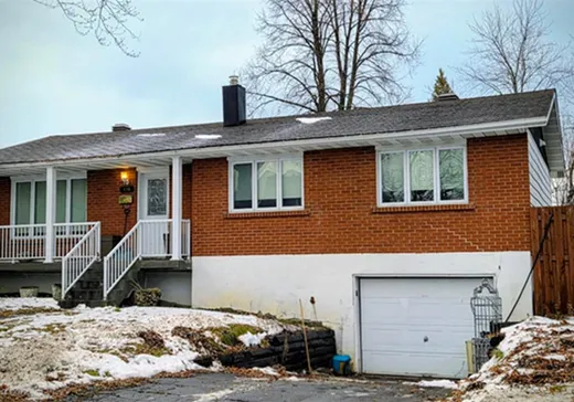Maison à vendre - 819 Rue Lucie, Laval (Sainte-Dorothee), H7X 2M9