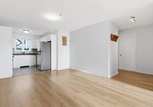 Condo for sale - 2370 Rue Henri-Cyr, App. 102, St-Hubert, J3Y 8G8