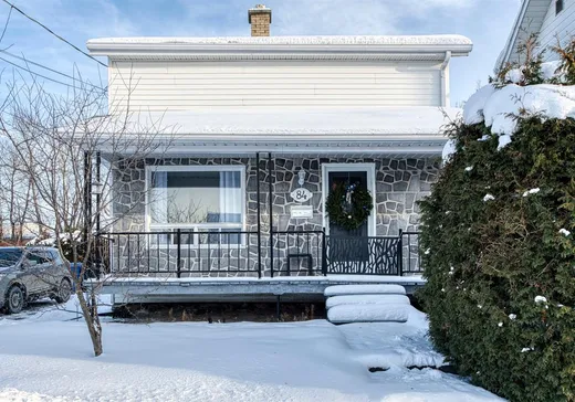 Un étage et demi à vendre - 84 Rue Lacerte, Thetford Mines, G6G3G2