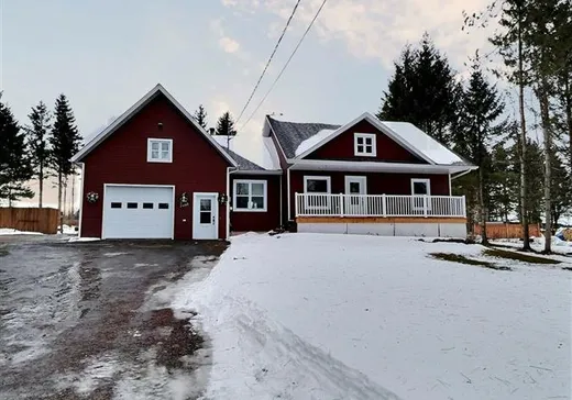 Bungalow for sale - 7055 Rue Salaberry, Lac-Mégantic, G6B1K4