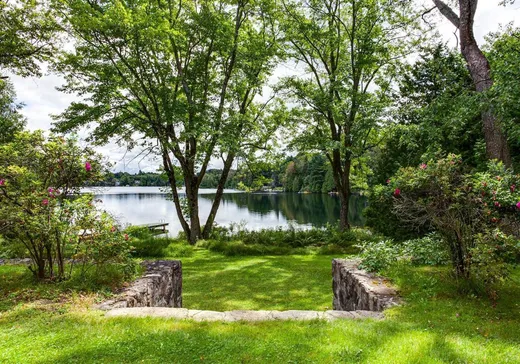 Maison à vendre - 620-624 Ch. de Ste-Anne-des-Lacs, Ste-Anne-Des-Lacs, J0R 1B0