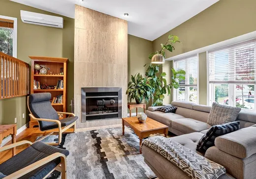 Maison à vendre - 6180 Rue Sabourin, Laval (Auteuil), H7H 2S8