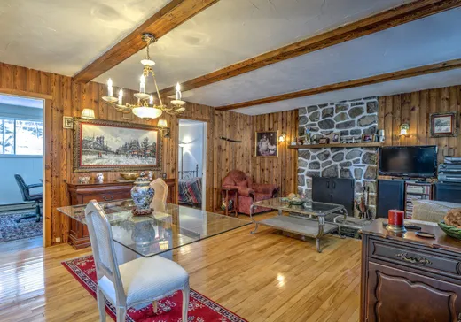 Maison à vendre - 36 Rue Claude, Saint-Sauveur, J0R 1R6