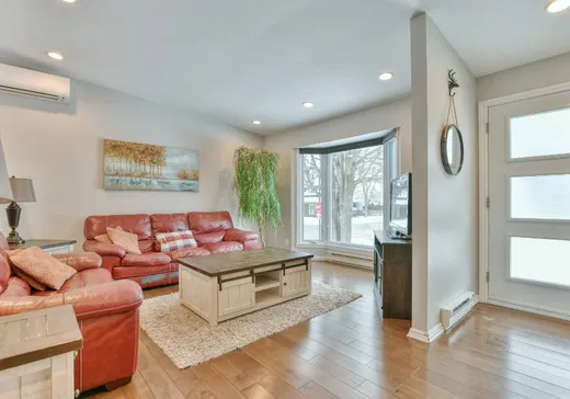 Maison à vendre - 279 25e Avenue, Sainte-Marthe-sur-le-Lac, J0N 1P0