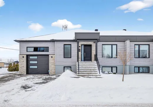 Bungalow for sale - 435 Rue Audet, St-Cyrille-De-Wendover, J1Z0G3