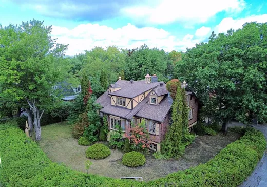 Maison à étages à vendre - 245 Rue Martin, Magog, J1X3M9