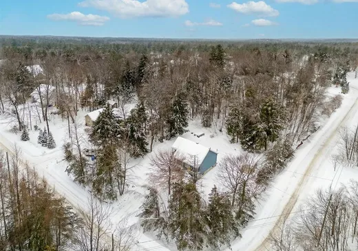 Maison à vendre - 120 Rue Amélie, Saint-Colomban, J5K 1G3