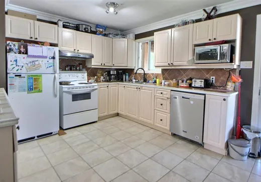 House for sale - 692 Rue des Sapins, Amos, J9T 3N2