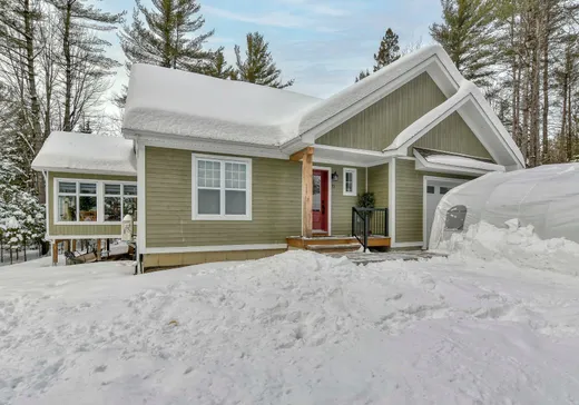 Maison à étages à vendre - 13 Rue Charles-Rodrigue, Gore, J0V1K0