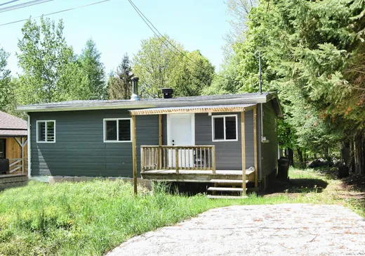 House for sale - 240 Rue du Lac-Raymond, Saint-Calixte, J0K 1Z0