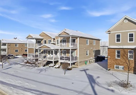 Condo à vendre - 657 Rue de Hatley, Magog, J1X 0H2