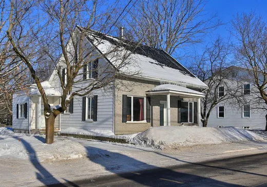 Two or more stories for sale - 2476 Rue Principale, Saint-Édouard-de-Lotbinière, G0S1Y0