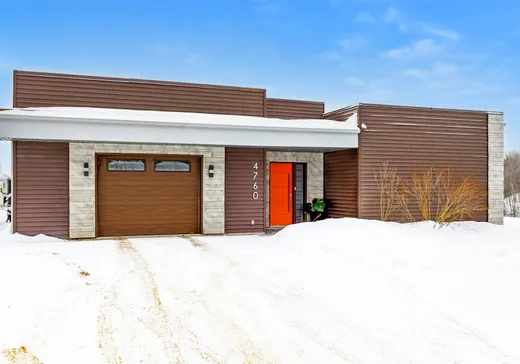 Maison à vendre - 4760 Boul. Trudel E., St-Boniface-De-Shawinigan, G0X 2L0