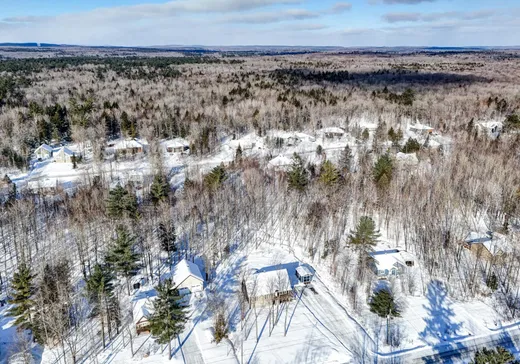 House for sale - 332 Rue Russell, Sainte-Sophie, J5J 1C3