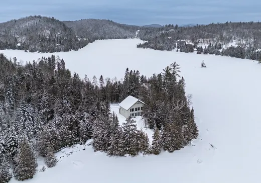 Two or more stories for sale - 7465 Ch. du Lac-Pilon, Sainte-Adèle, J8B1N9