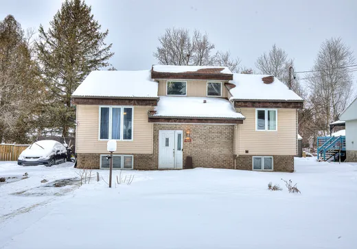 Maison à étages à vendre - 1453 Rue Brazeau, Saint-Lazare, J7T1Y7