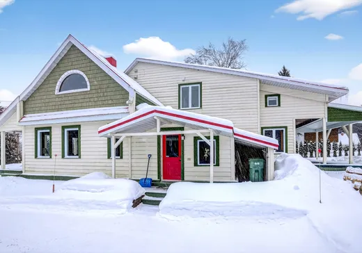 House for sale - 1775 Ch. du Lac-des-Becs-Scie O., Saint-Sauveur, J0R 1R1