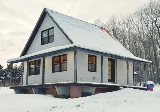 Un étage et demi à vendre - 789Z Route 112, Sainte-camille, J0A1G0