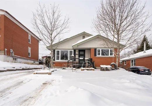Bungalow à vendre - 1431 Rue Gauvin, Sherbrooke, J1K2J2