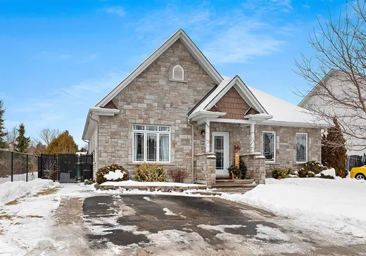 Bungalow à vendre - 439 Rue Jeannine-Grégoire-Ross, Gatineau, J8P0C5