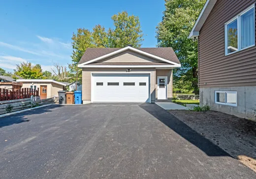 Maison à vendre - 350 Rue Olympique, Massueville, J3P 0J9