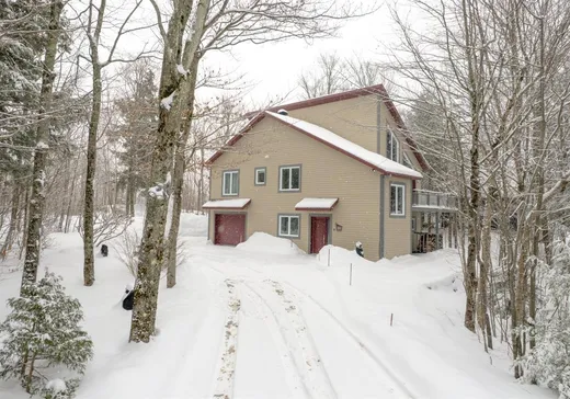 Maison à étages à vendre - 20 Rue de l'Arcade, Orford, J1X6Y9