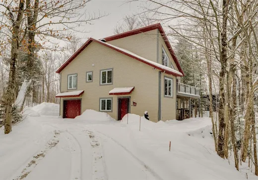 Maison à vendre - 20 Rue de l'Arcade, Orford, J1X 6Y9