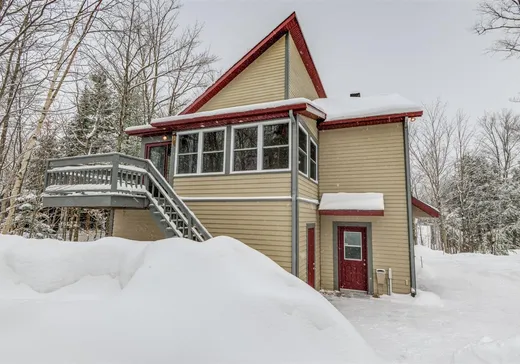 Maison à vendre - 20 Rue de l'Arcade, Orford, J1X 6Y9