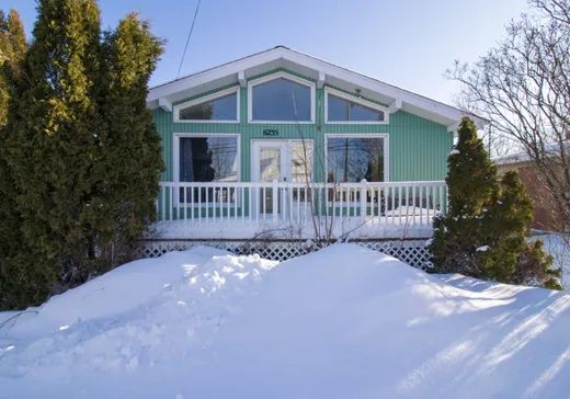 Maison à étages à vendre - 6235 Rue Notre-Dame, Saguenay, G7N1P7
